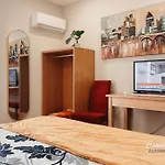 Guest house Casinha Branca Fundao