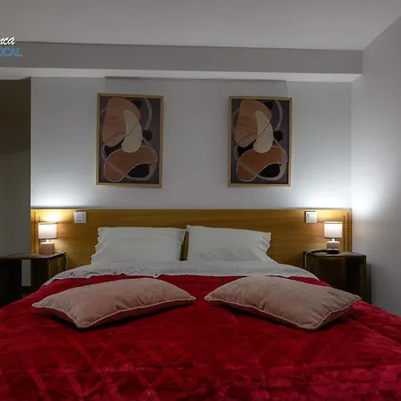 Casinha Branca Gæstehus Fundão