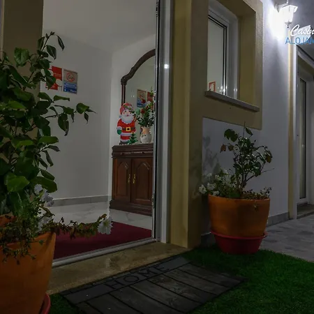 Guest house Casinha Branca *