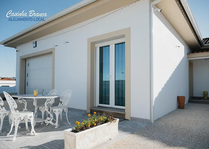 Casinha Branca 3*