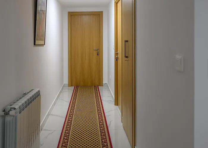 Casinha Branca 3* Fundão